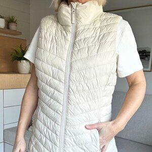 Old Navy Active Water Resistant Vest Small Tall Cream